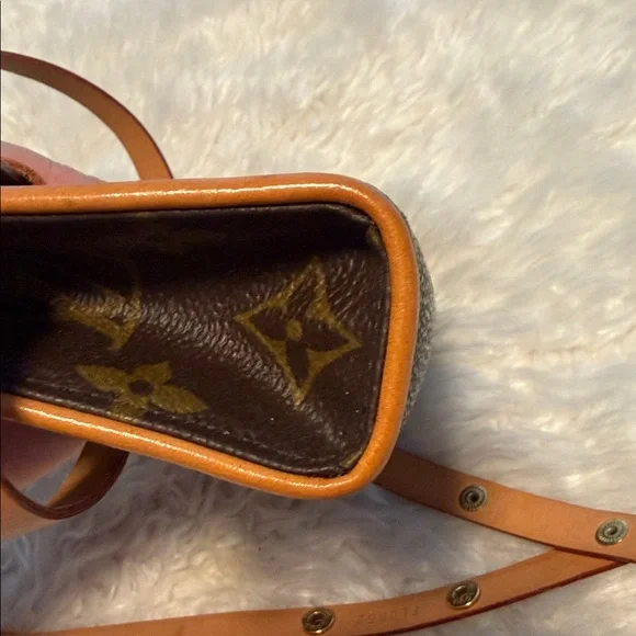 Louis Vuitton RARE Pochette Florentine Monogram Shoulder Bag - Picture 5 of 11